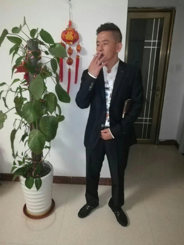 男人三十而立的第二张照片--徐州相亲服务中心