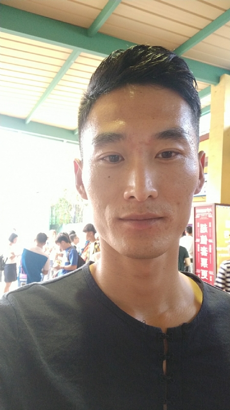 难得糊涂的第一张照片--徐州相亲服务中心