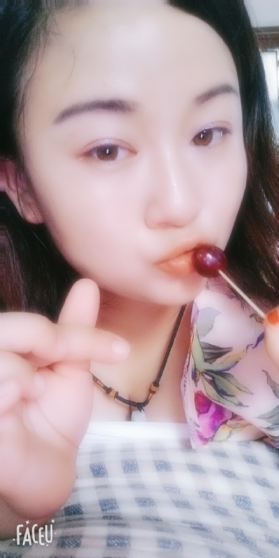 霸气璐妞的第一张照片--徐州相亲服务中心