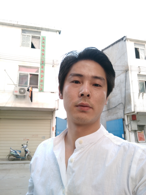 峰哥的第一张照片--徐州相亲服务中心