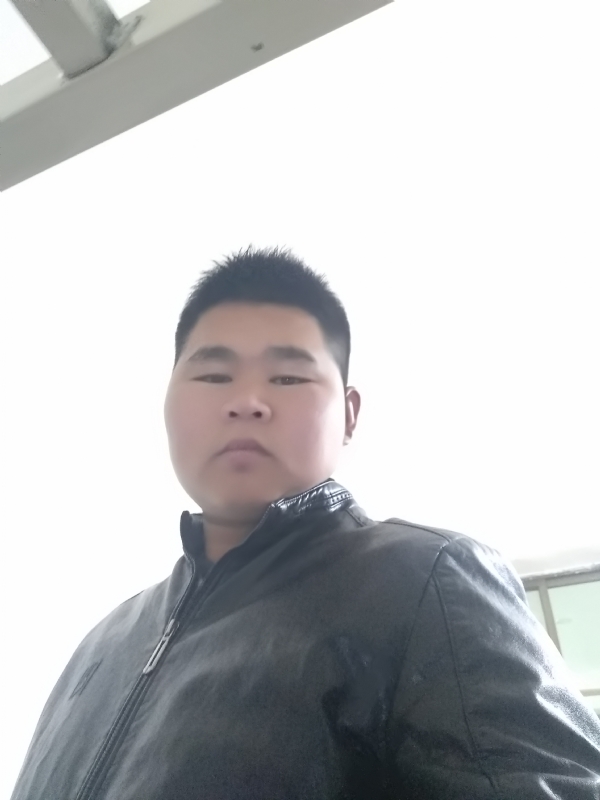 小哥的第一张照片--徐州相亲服务中心