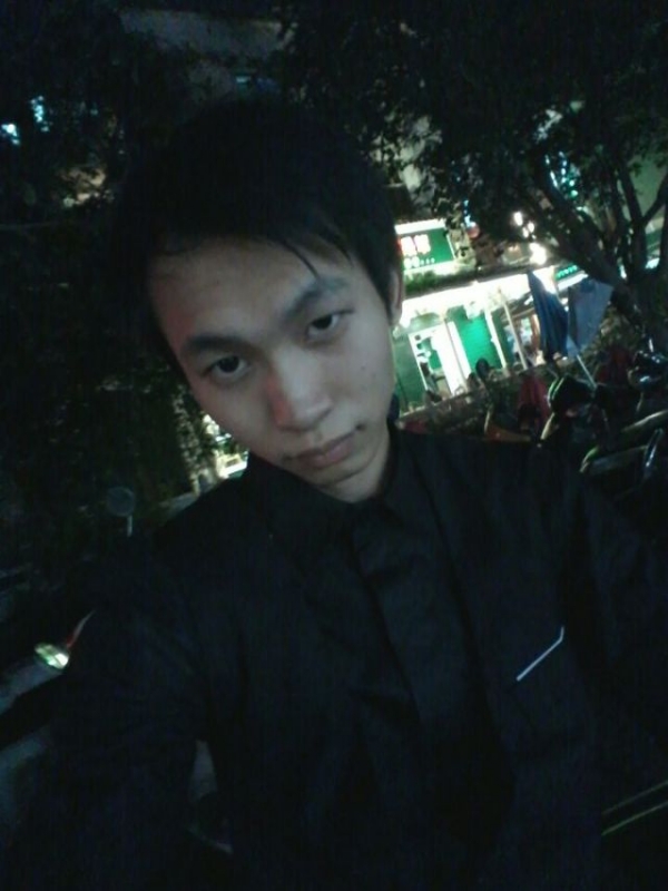 瞬间回眸的第一张照片--徐州相亲服务中心