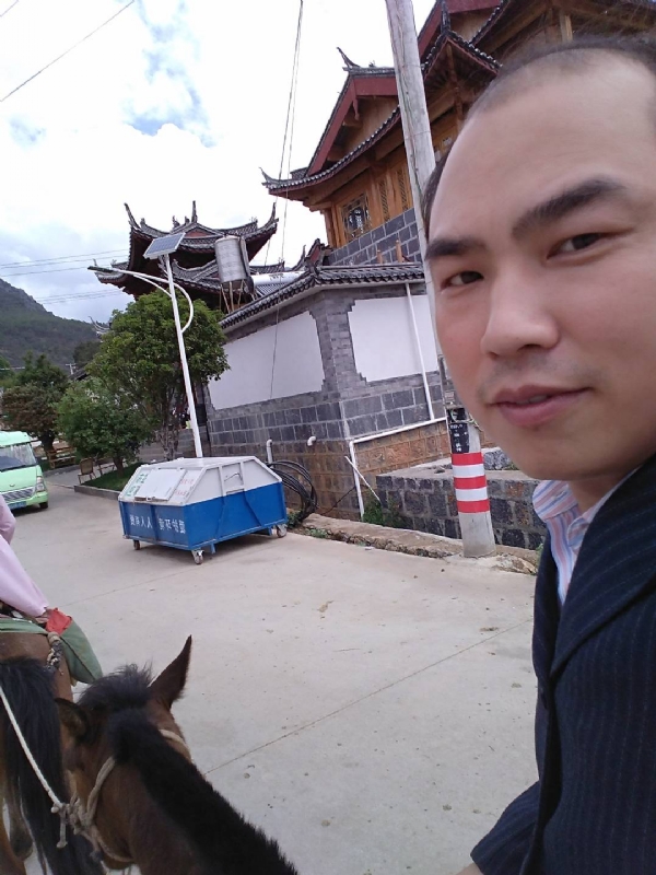 当代军人的第一张照片--徐州相亲服务中心
