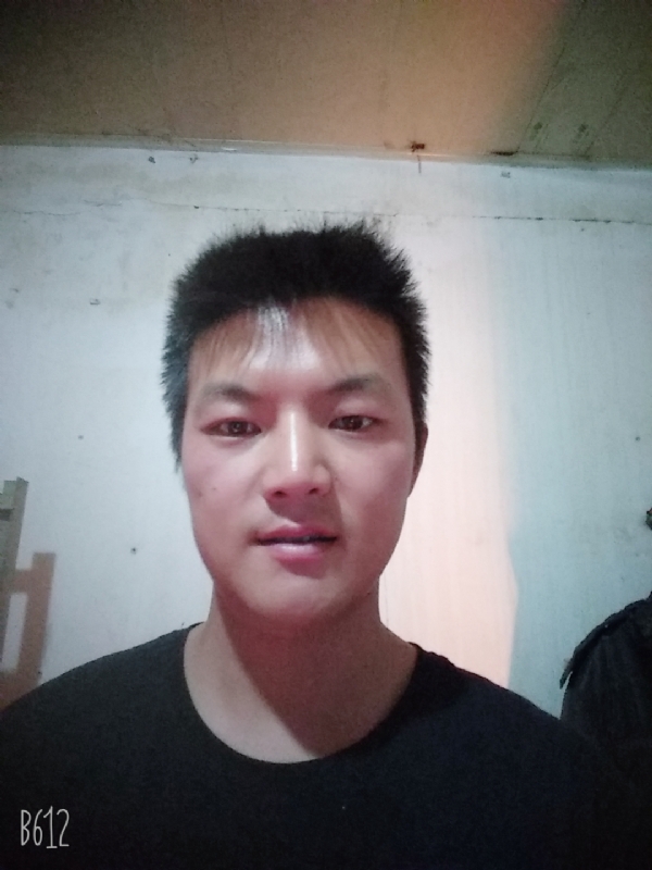 风轻云淡的第一张照片--徐州相亲服务中心