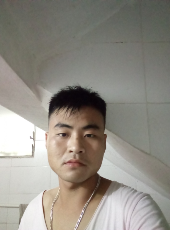落叶知秋的第一张照片--徐州相亲服务中心