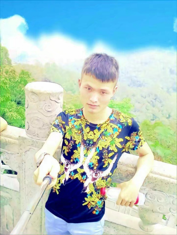 孤独王者元首的第一张照片--徐州相亲服务中心