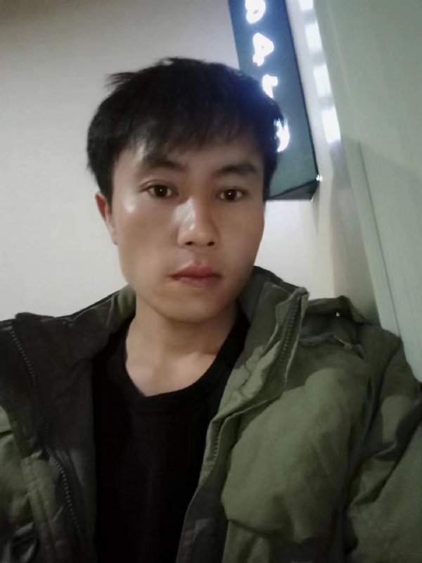 槑头槑脑的第一张照片--徐州相亲服务中心