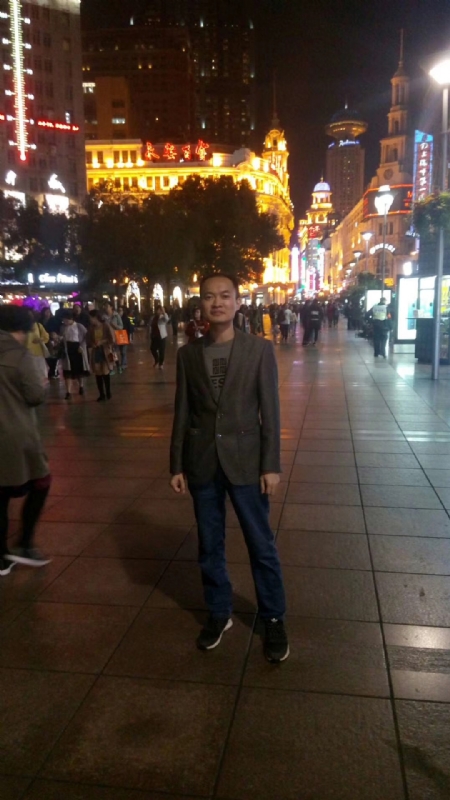 水池养鱼的第一张照片--徐州相亲服务中心