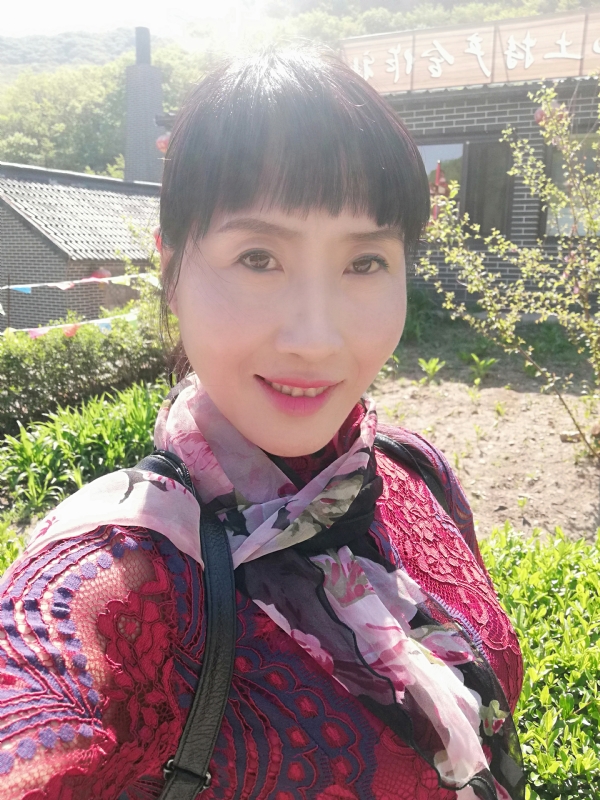 艳阳高照的第一张照片--徐州相亲服务中心
