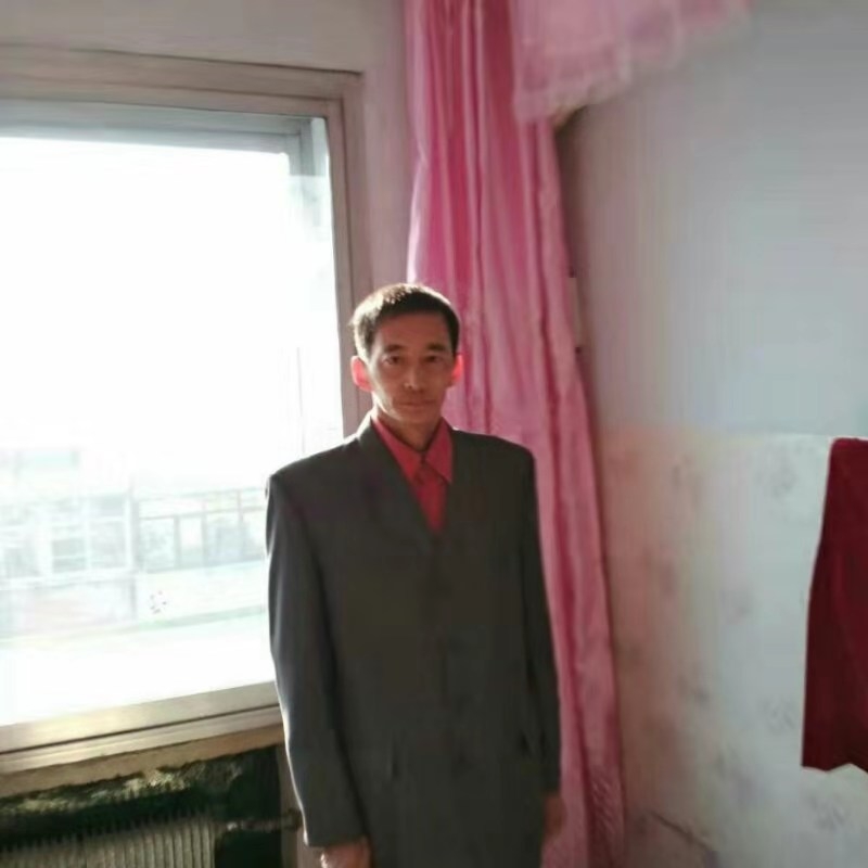 阳光明媚的第一张照片--徐州相亲服务中心