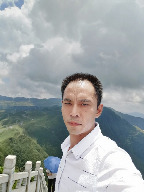 LXZ的第一张照片--徐州相亲服务中心