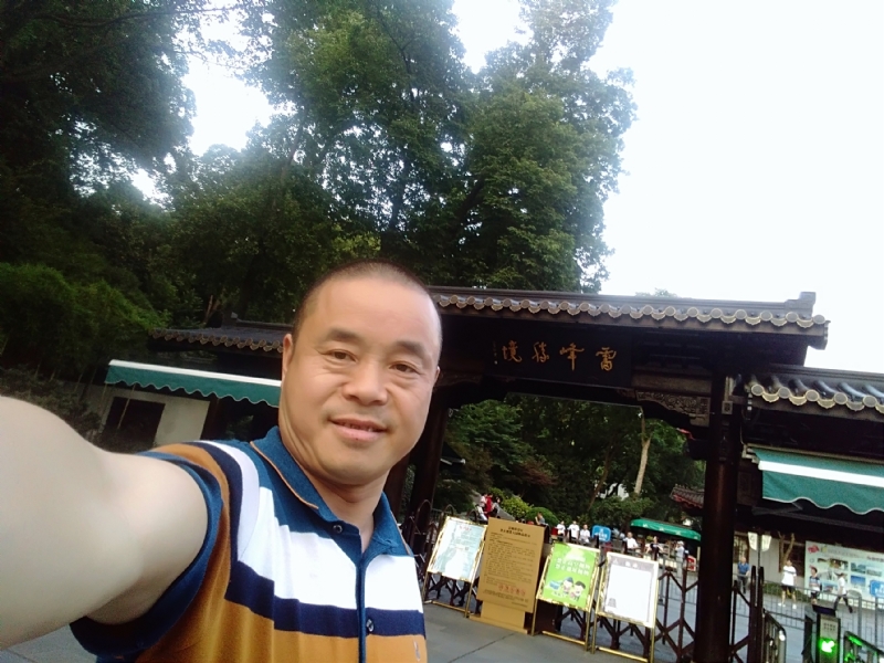 夏雨晨紫的第一张照片--徐州相亲服务中心