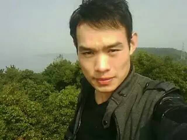 明镜的第一张照片--徐州相亲服务中心