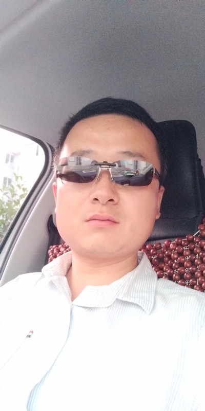 痛苦的单身狗的第二张照片--徐州相亲服务中心