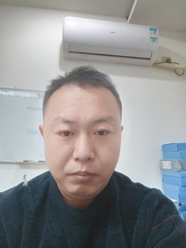 寻找另一半的第一张照片--徐州相亲服务中心