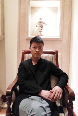 制片人杨亚林的第一张照片--徐州相亲服务中心