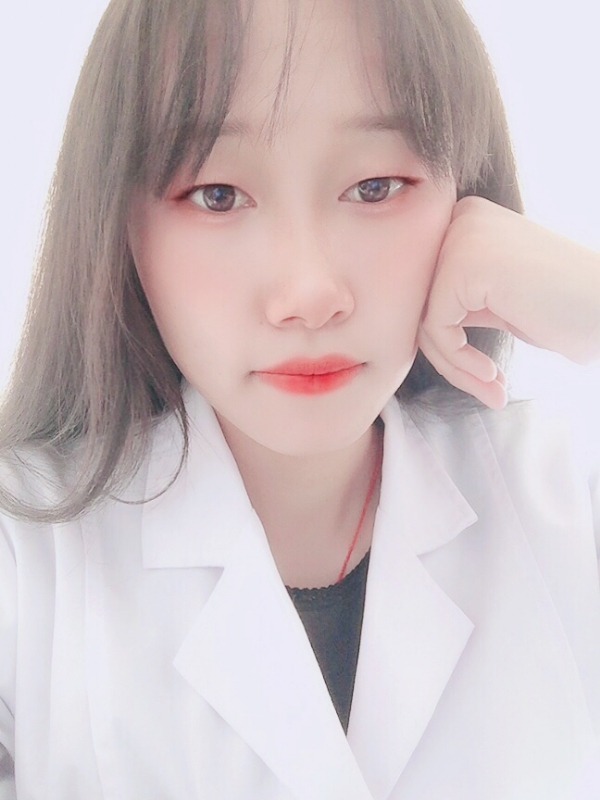 白婚纱的第一张照片--徐州相亲服务中心
