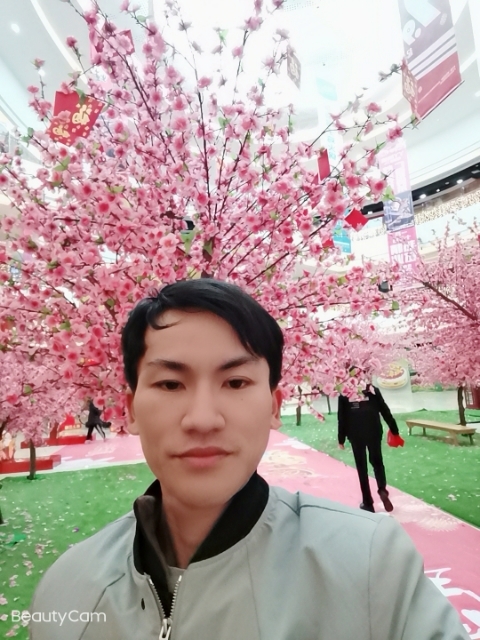 单身一人的第二张照片--徐州相亲服务中心