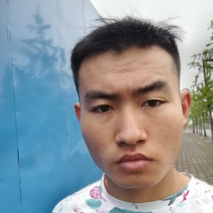 爱一个哦的第一张照片--徐州相亲服务中心