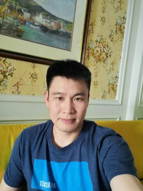 阳光灿烂的第二张照片--徐州相亲服务中心