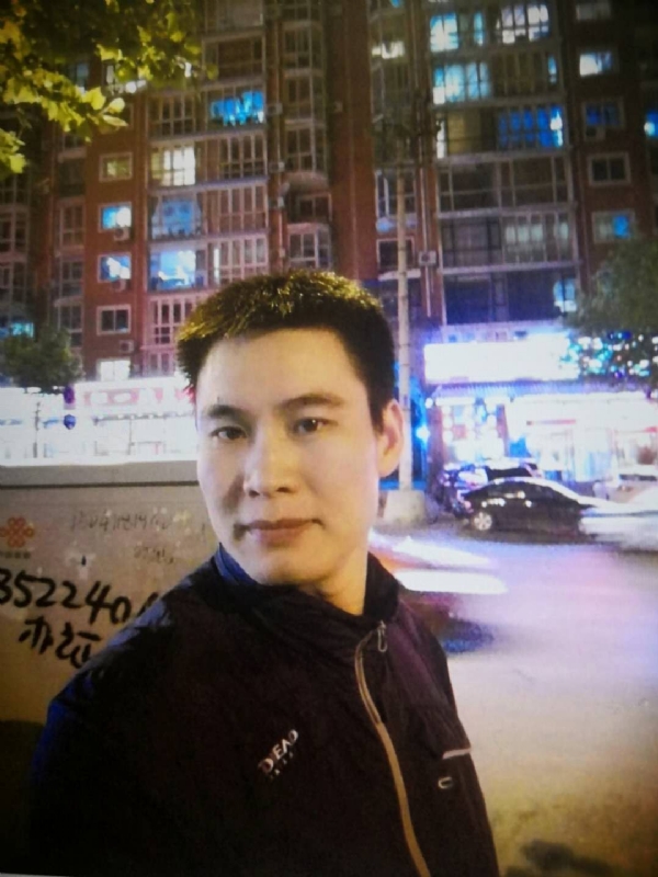 阳光灿烂的第三张照片--徐州相亲服务中心