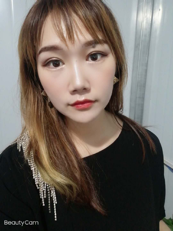 艾薇的第四张照片--徐州相亲服务中心