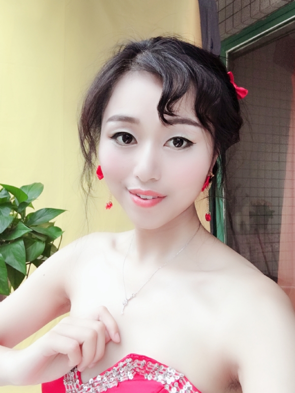 薇薇的第一张照片--徐州相亲服务中心
