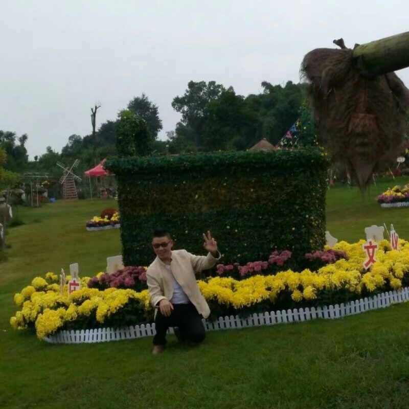 春风里^O^任徜徉的第一张照片--徐州相亲服务中心