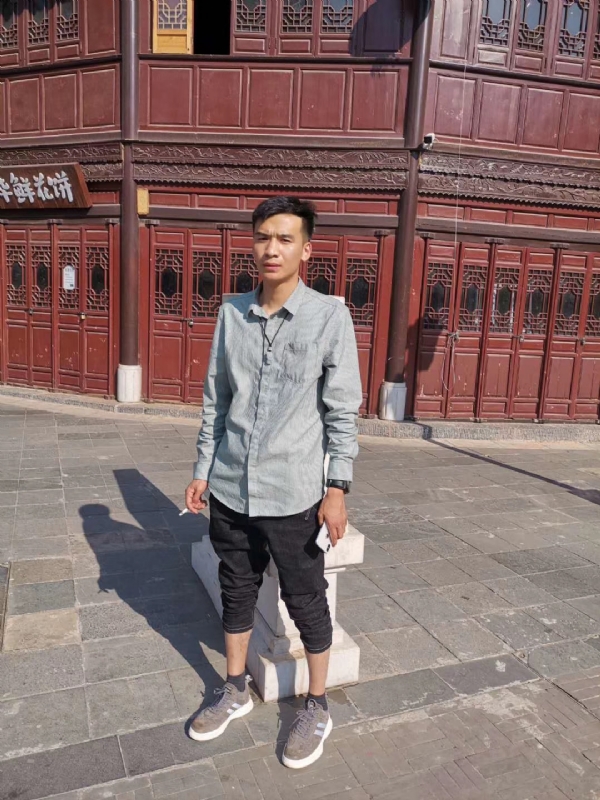 刘方的第一张照片--徐州相亲服务中心