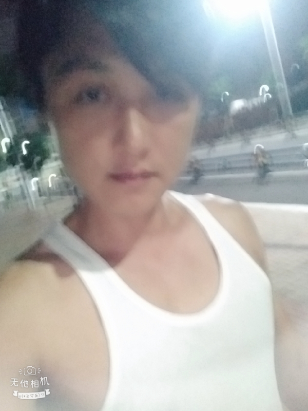 弟弟的第一张照片--徐州相亲服务中心