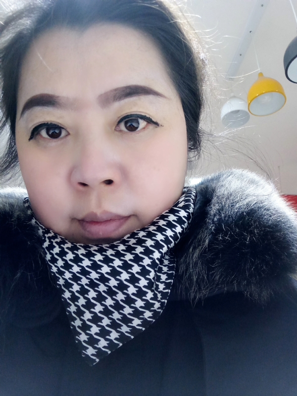 余猪猪的第一张照片--徐州相亲服务中心