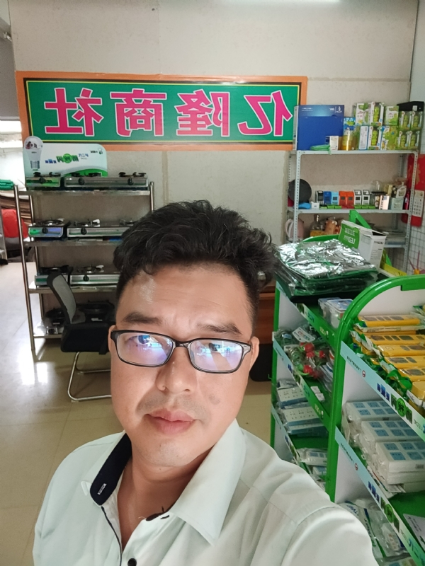 亿隆的第二张照片--徐州相亲服务中心
