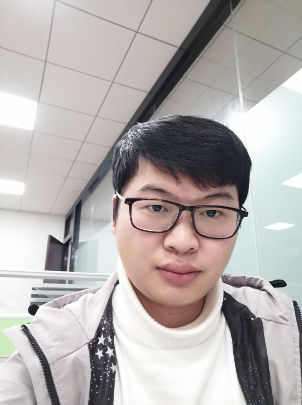 乀漓洛的第一张照片--徐州相亲服务中心
