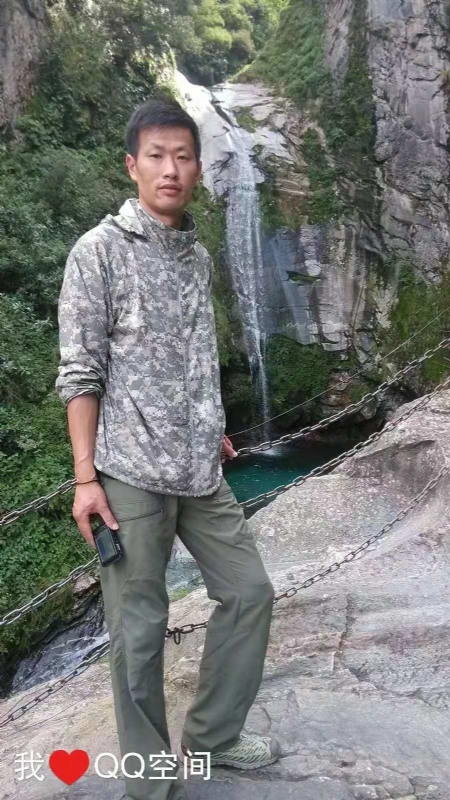 陌颜的第一张照片--徐州相亲服务中心