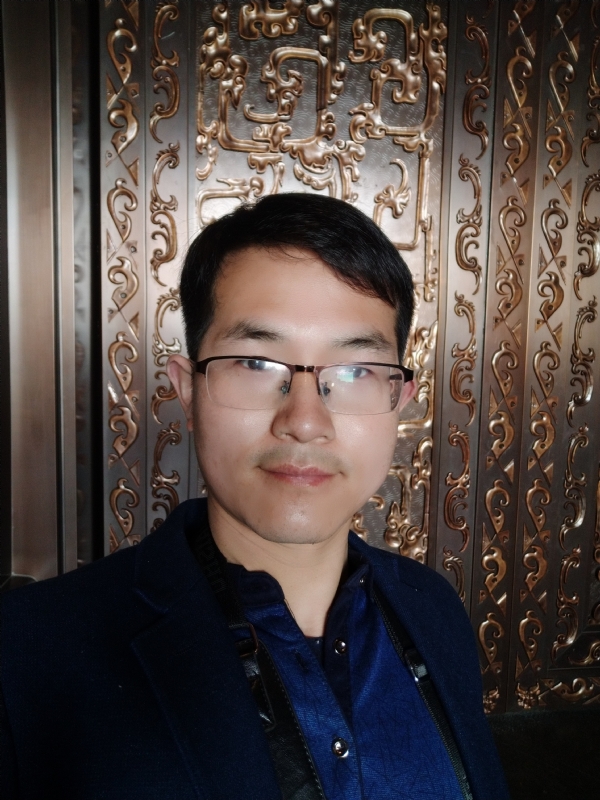 鹏鸟的第一张照片--徐州相亲服务中心