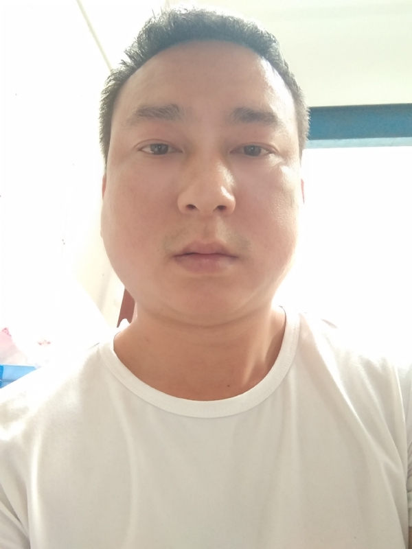 大叔的第一张照片--徐州相亲服务中心