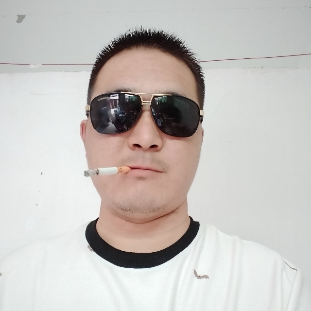 白伟伟的第一张照片--徐州相亲服务中心