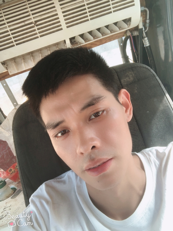 小董的第一张照片--徐州相亲服务中心