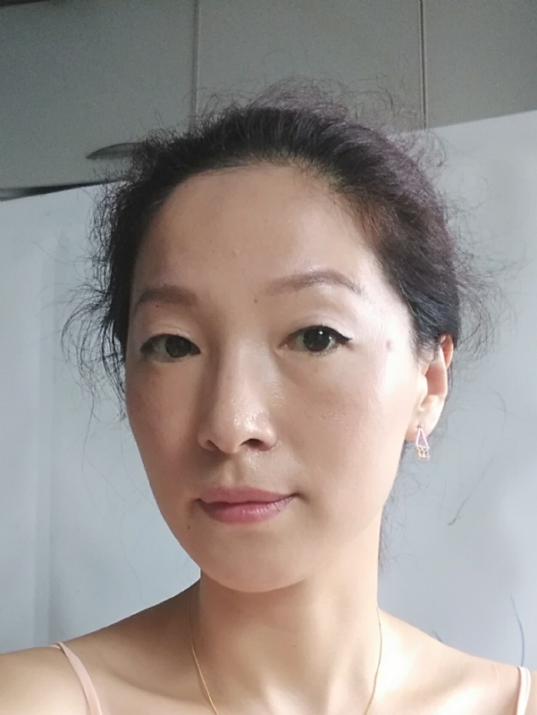彼岸花的第一张照片--徐州相亲服务中心