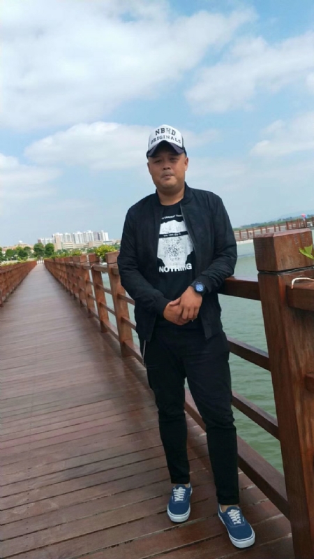 人生如戏的第二张照片--徐州相亲服务中心