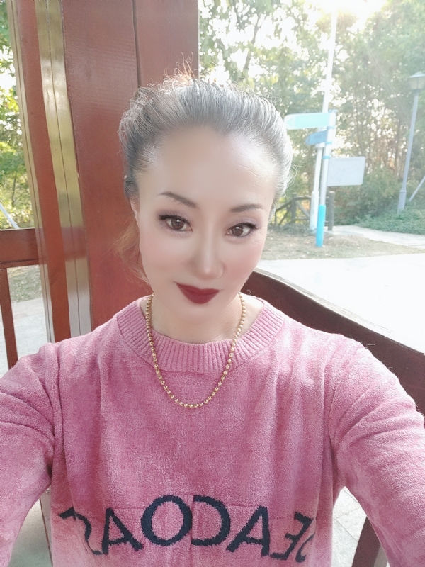 燕子的第五张照片--徐州相亲服务中心