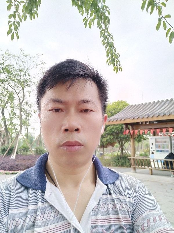 一个人的孤单的第一张照片--徐州相亲服务中心