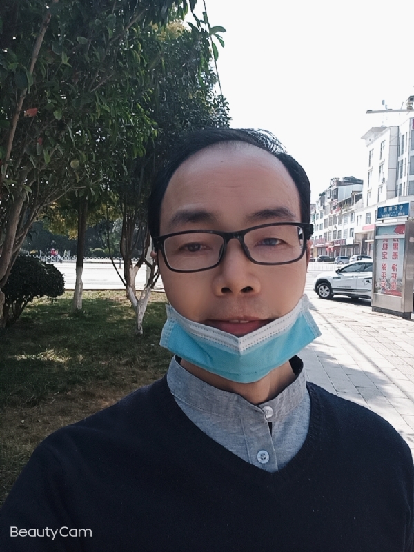 开心生活的第一张照片--徐州相亲服务中心