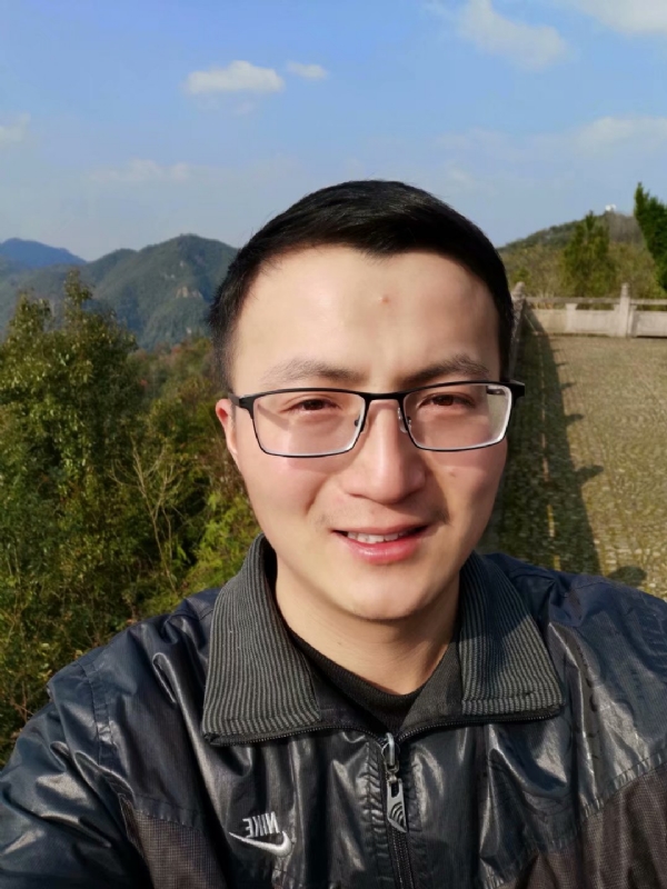 杨先生的第一张照片--徐州相亲服务中心