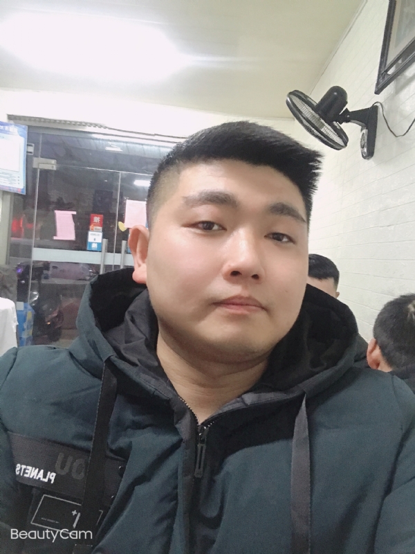 回忆是个小孩的第一张照片--徐州相亲服务中心