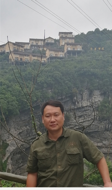 迷彩人生的第一张照片--徐州相亲服务中心