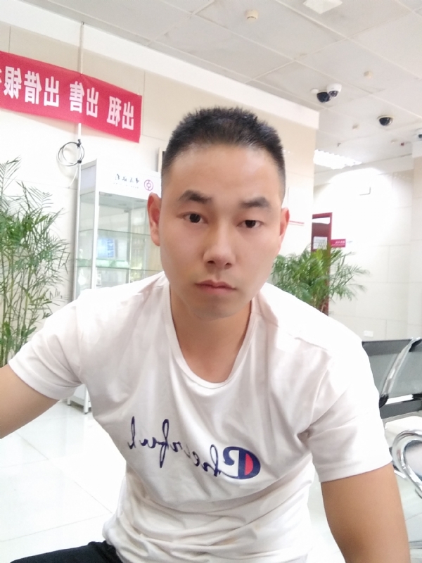 小少的第一张照片--徐州相亲服务中心
