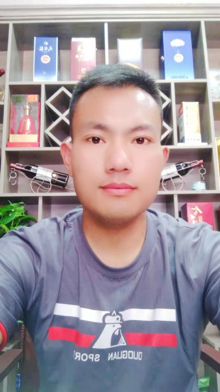 钱乾的第一张照片--徐州相亲服务中心