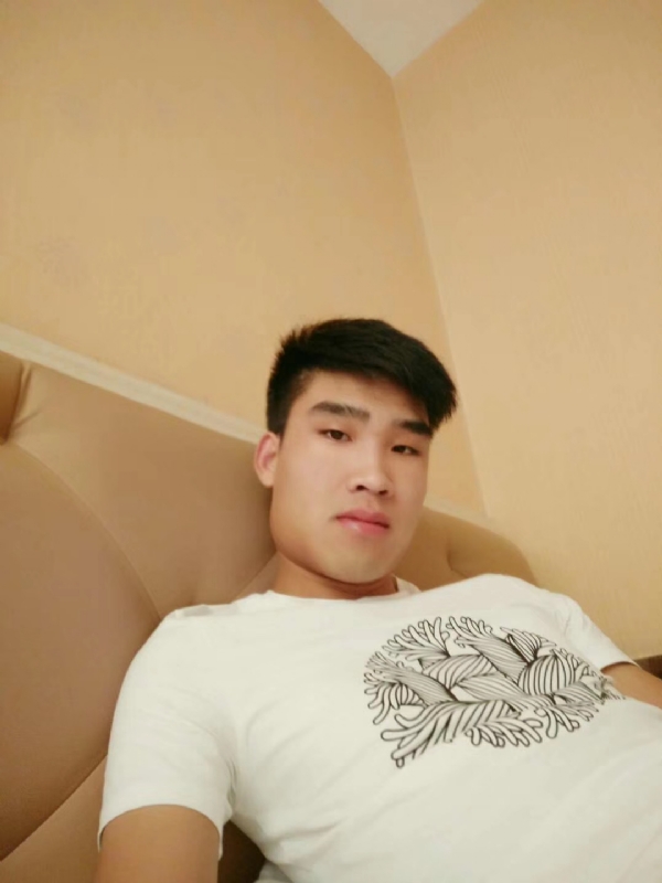 谁不曾孤单上路的第二张照片--徐州相亲服务中心