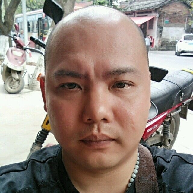 开心就好的第一张照片--徐州相亲服务中心
